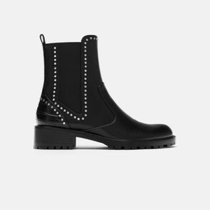 NWT + Box: Zara Flat Ankle Boots With Studs 8